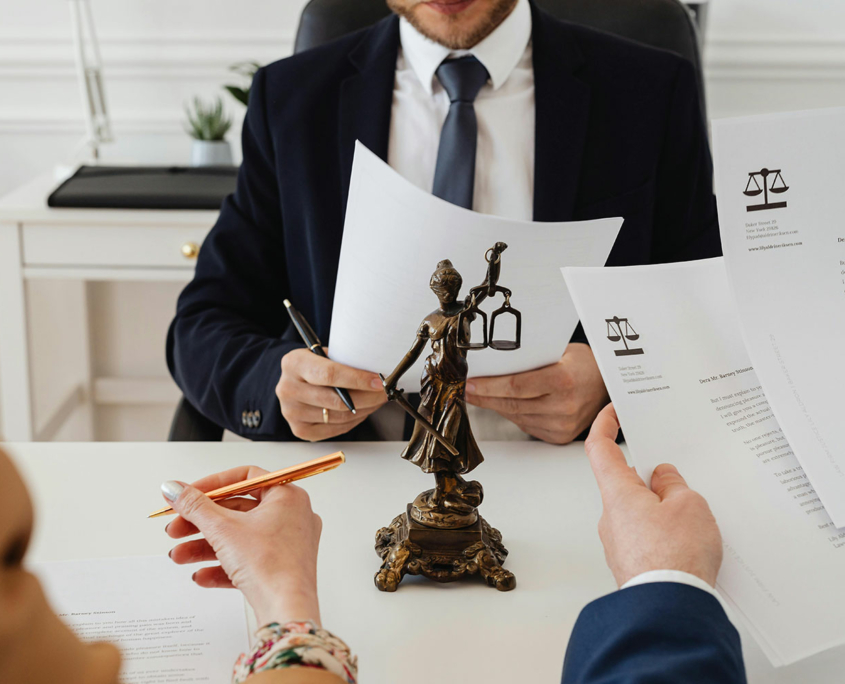 Notaires, Sécurisez vos actes avec des contrôles conformes et rapides